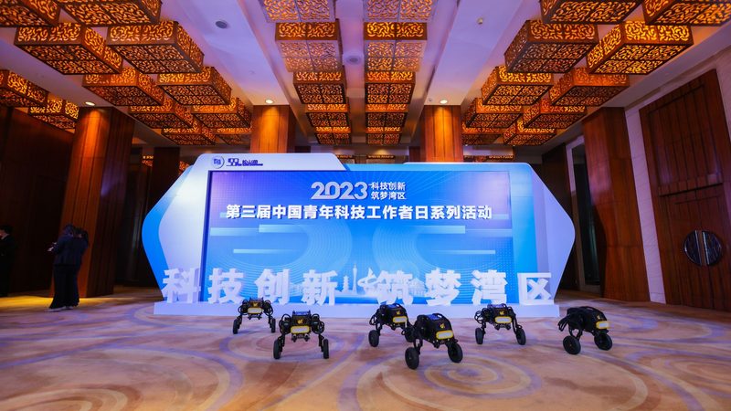 百度机器学习平台的架构与使用场景解析